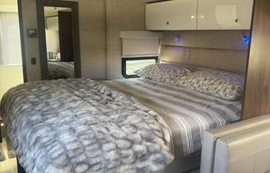 Easy driving 2021 Winnebago View 24D