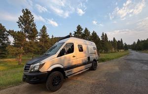 "Vando" - Ultimate Montana Off Grid Adventure Van