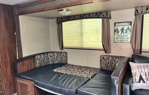 Cavs Camper - Beautiful 37' TT with Bunk House!!