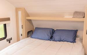 Fully STOCKED! Roomy Luxury Sleeps 8 Pet Friendly