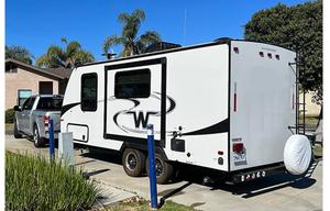 2018 Winnebago Micro Minnie 2108DS