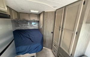 Sleep 6 - Luxury Family Fun RV Coachmen