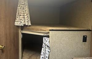 COZY 2017 KZ Spree Escape E250S