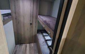 2022 Gulf Stream RV Ameri-Lite Ultra Lite 279BH RV rental photo 9