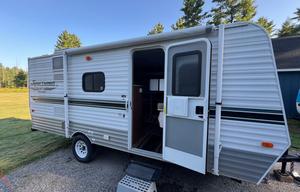 Oak 19BH Stocked and Ready for Camping Memories