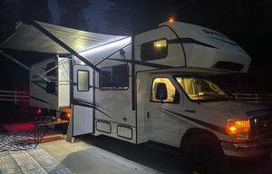 33ft Sunseeker special Bunkhouse Edition - "Sonny"