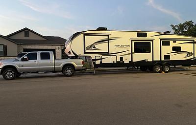 Brand New Glamping 5th Wheel- No Towing Necessary