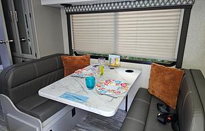 2024 Thor Motor Coach Geneva 22VT RV rental photo 5