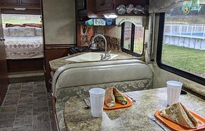 2013 Thor Motor Coach Chateau 28Z