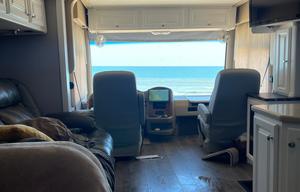 2015 Palazzo 36.1 RV rental photo 9