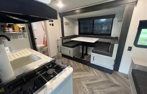 Cozy RV for the Perfect Camping Trip
