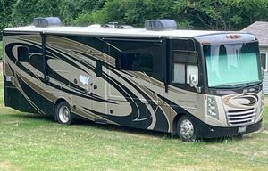2016 Thor Motor Coach Challenger 36TL