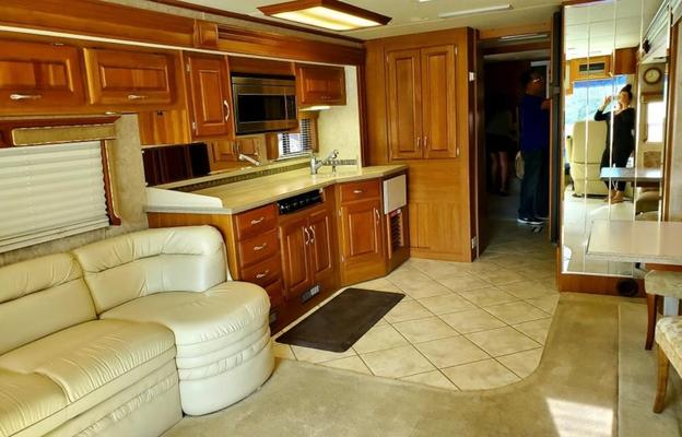 2005 Holiday Rambler Endeavor 40PDQ