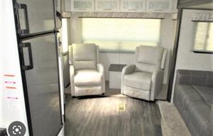 Condo on wheels/2021 Keystone RV Bullet 291RLS
