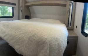 2023 Wildwood X-Lite 28VBXL RV rental photo 10