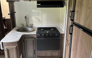 2019 Coachmen RV Freelander 26DS Chevy 4500