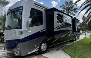Presidential Luxury Coach