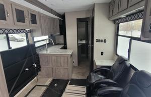 Work and play toyhauler