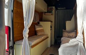 sunni the van -pet friendly | hot water | spacious