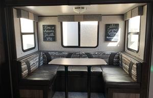 2018 Shadow Cruiser 24ft Bunkhouse Trailer