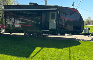 2016 Winnebago Spyder Toy Hauler  (DELIVERY ONLY)
