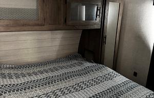 2021 Wildwood 29VBUD RV rental photo 7