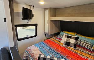 Holly the Springdale Family Bunkhouse