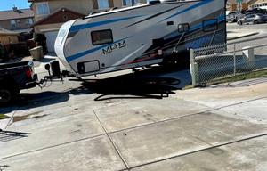 2021 Genesis Supreme 29 CK RV rental photo 21