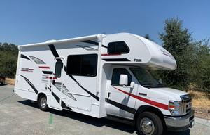 2020 Thor Motor Coach Freedom Elite Ford