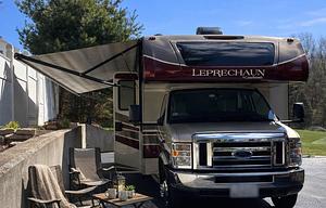 Clean Family RV Sleeps 5 Fully Equipped