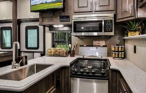 AGA 7 -	2019 Heartland Torque T322