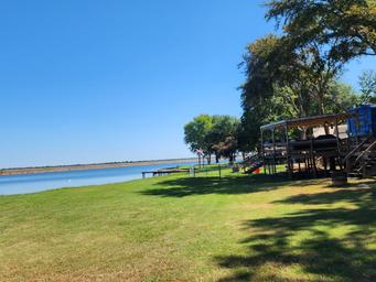 Lakeside Cove