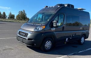 Dora the Explorer 2022 Thor MotorCoach Rize 18M