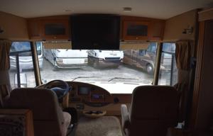 2010 Winnebago Vista 30W