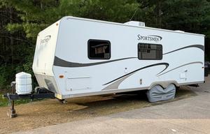 Triple Bunk Travel Trailer