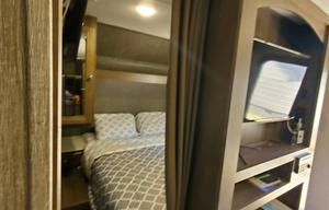 2019 Dutchmen RV Coleman Lantern Series 263BH