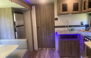 2020 CrossRoads RV Zinger Lite ZR229RB