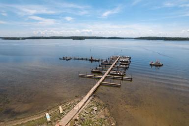 Mclear’s Cottage Colony & Campground