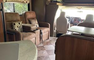 2015 Coachmen RV Leprechaun 317SA Ford 450