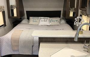 2019 Keystone RV Cougar Half-Ton Series 22RBSWE