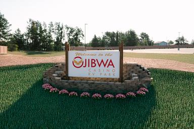 Ojibwa Casino RV Park Marquette