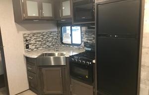 2021 Coleman Coleman Lantern 285BH