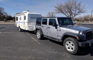 The 17 Foot Escape (2014 Escape 17B)   BONUS: [Free Inverter Generator rental with 4+ night booking)