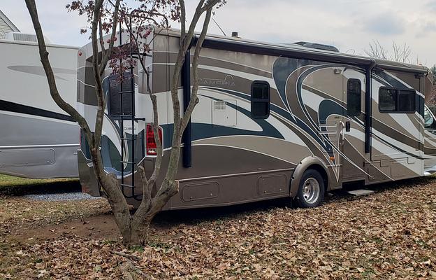 Unlimited Mileage Winebago Itasca Cambria 30C