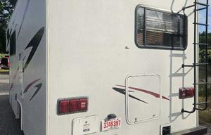 Easy Handling, Epic Adventures! 21 ft Motorhome