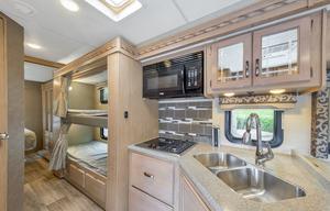 "Fourwinds Funhaus" - 6 bed Bunkhouse C Class RV