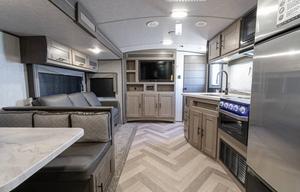 2021 Twilight TWS 3300