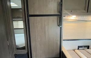 2021 Thor Motor Coach - Freedom Elite