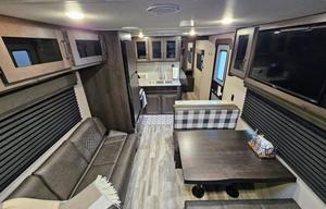 The Cozy KC - 2022 Grand Design Transcend 247BH