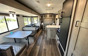 32 ft Travel Trailer King size bed! Sleeps 8-10